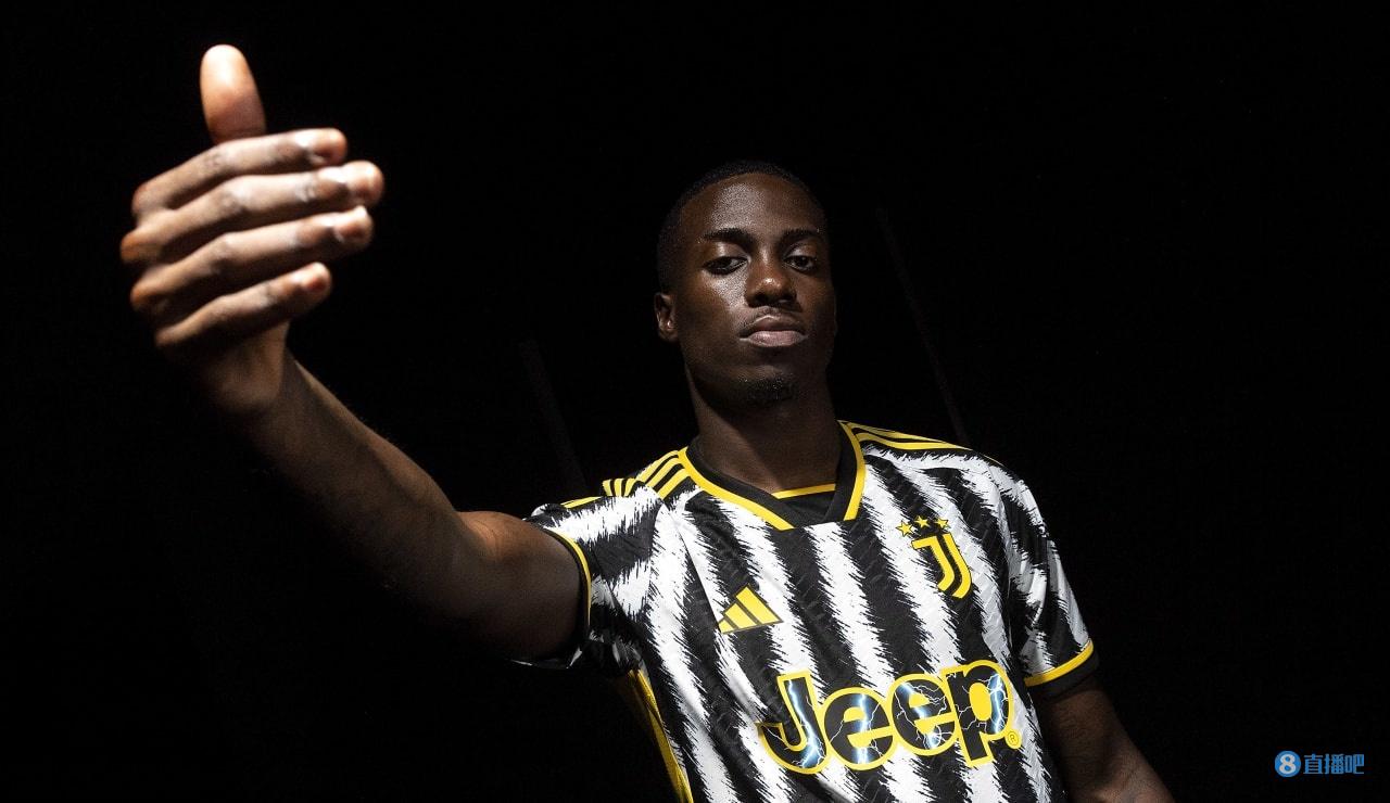 很多对手在 很多对手在