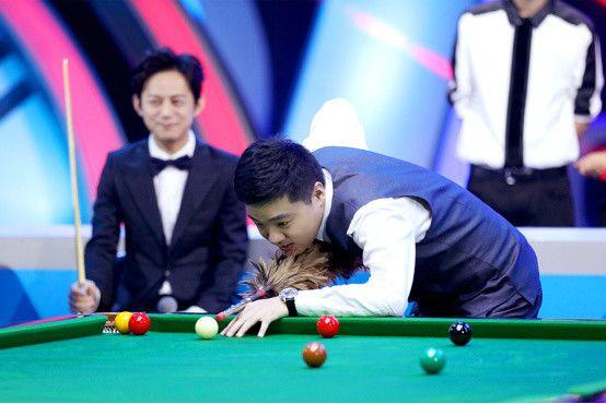 球迷们的热 球迷们的热