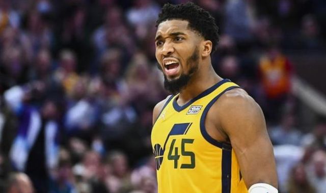 人士的目光 人士的目光