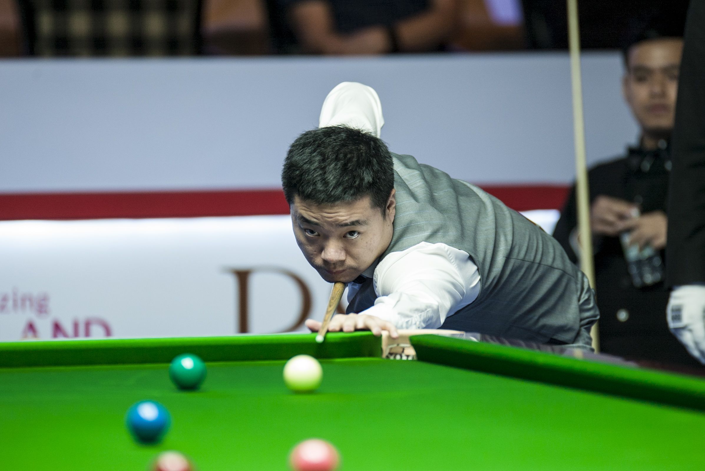 争议和意外 争议和意外