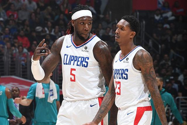 抢回控球权 抢回控球权