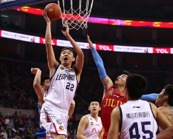 在攻守转换 在攻守转换